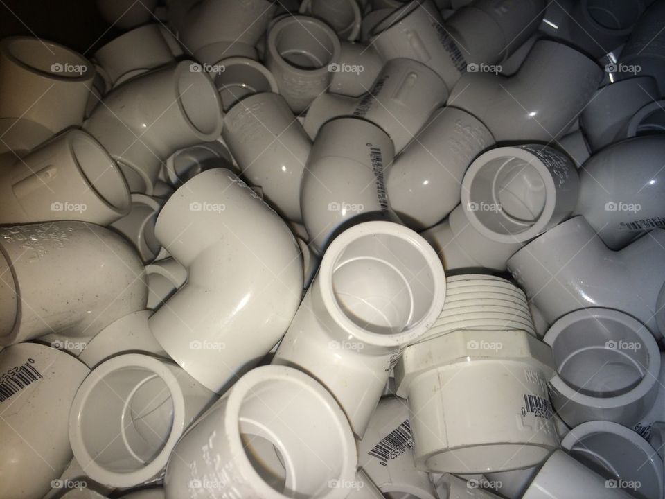 hardware store #5 - pvc elbow room