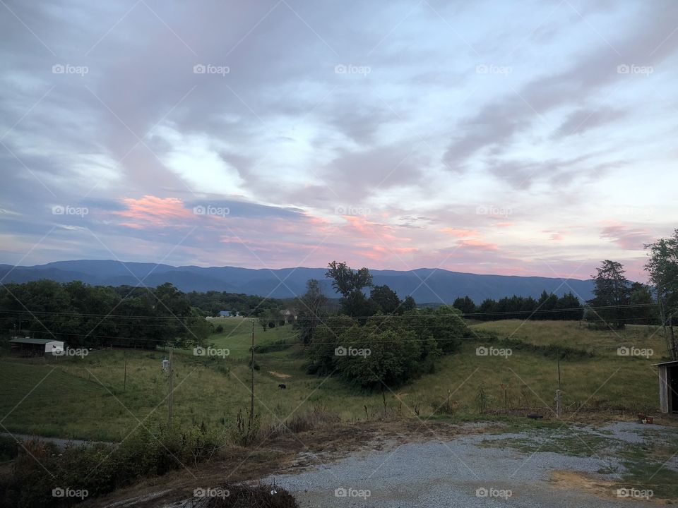 Tonight’s pics of East TN Heaven. The view and sunset shining off of the mountains were beautiful! 6/23/18