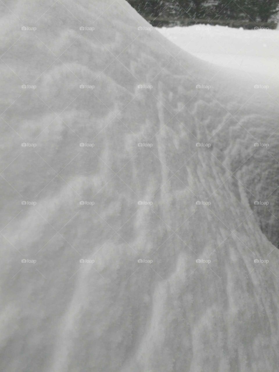 contours of a snow drift