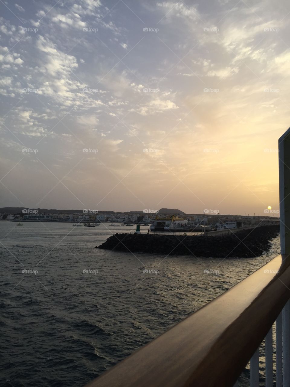 Anochecer desde el Barco 