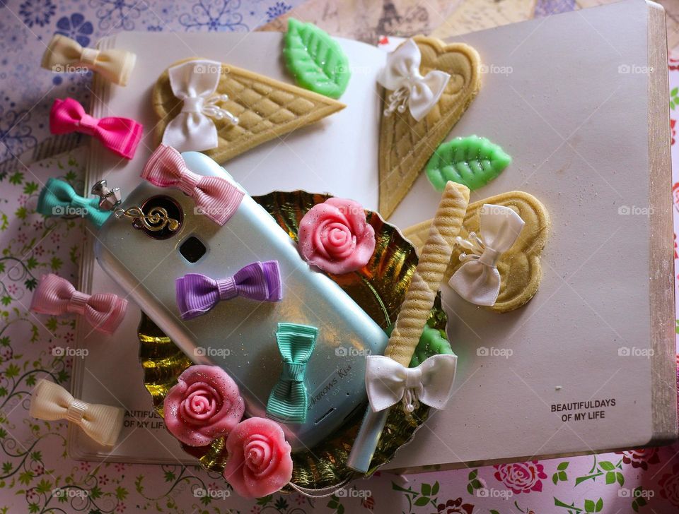 smartphone kawaii ribbon roses