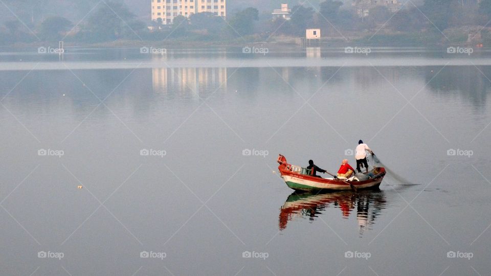 Single boat