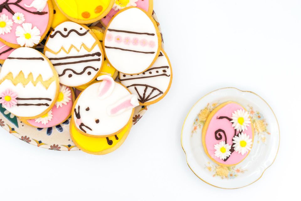 Egg shaped Easter cookies, decorated with fondant.