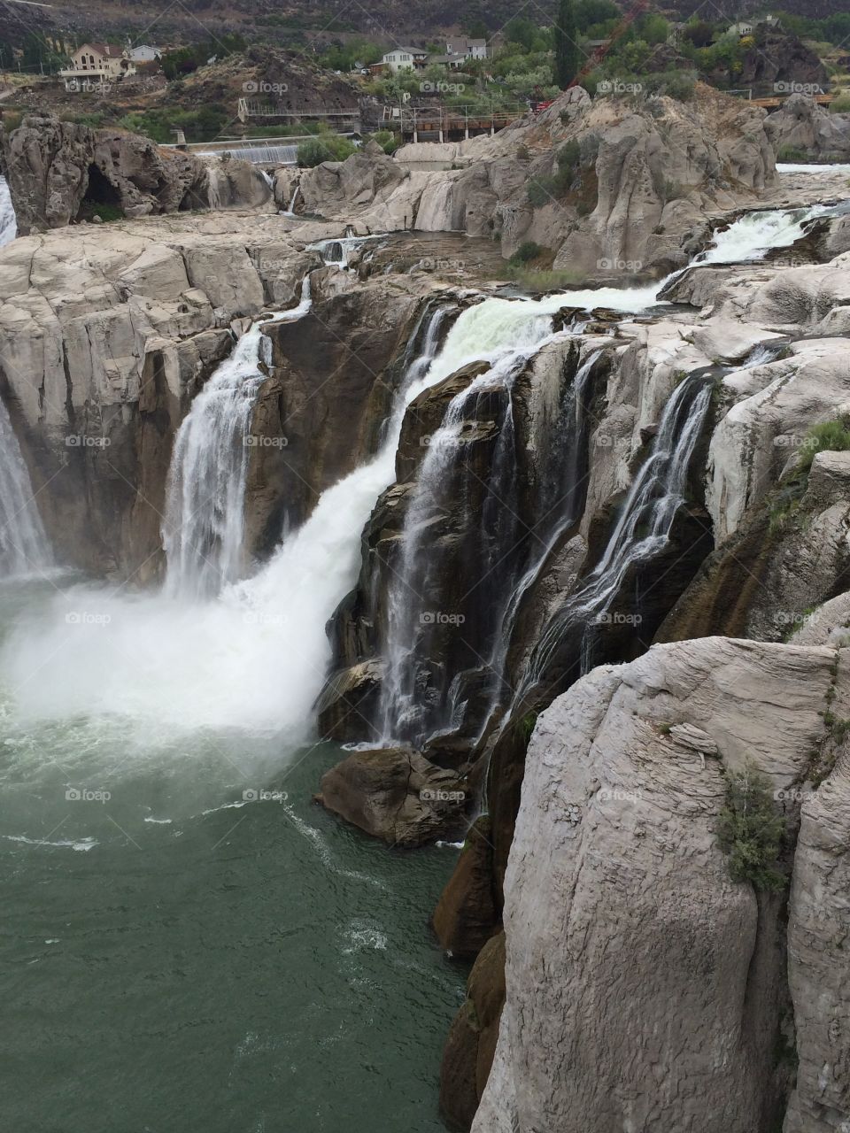 Wonderful waterfall . The waterfalls in twin falls Idaho 