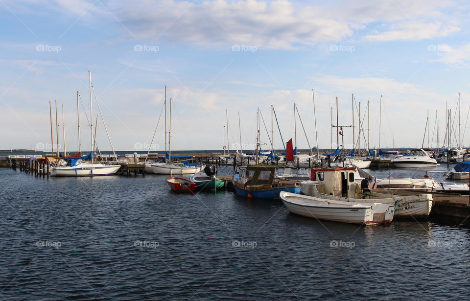 Harbour, Borstahusen.