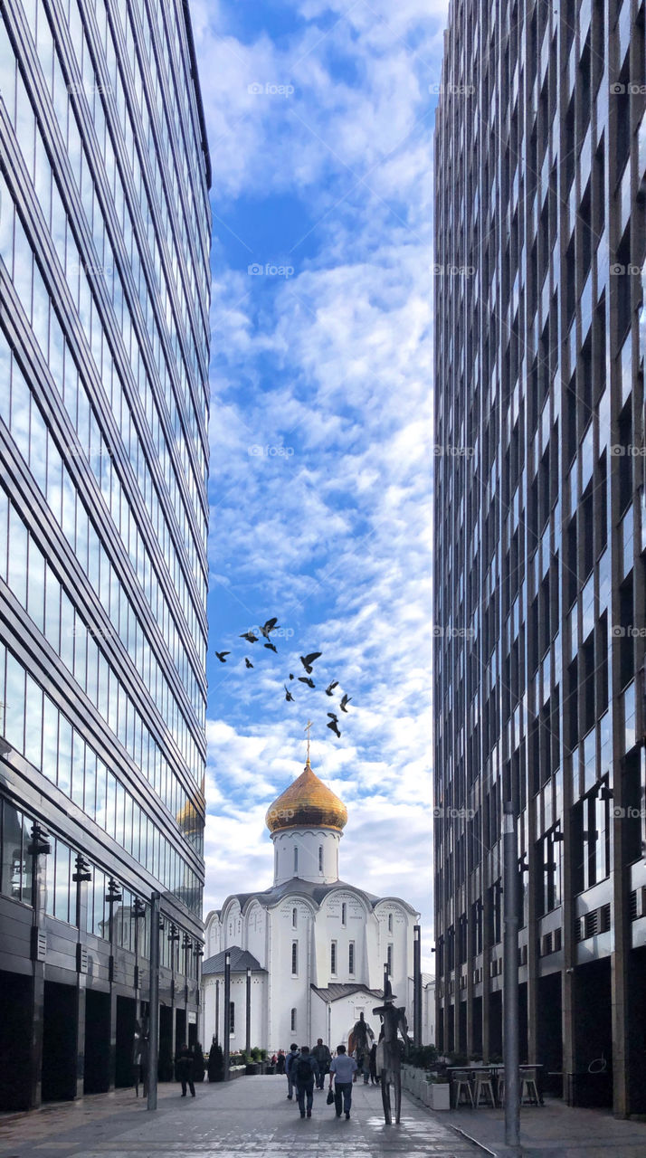 Temple between the skyscrapers