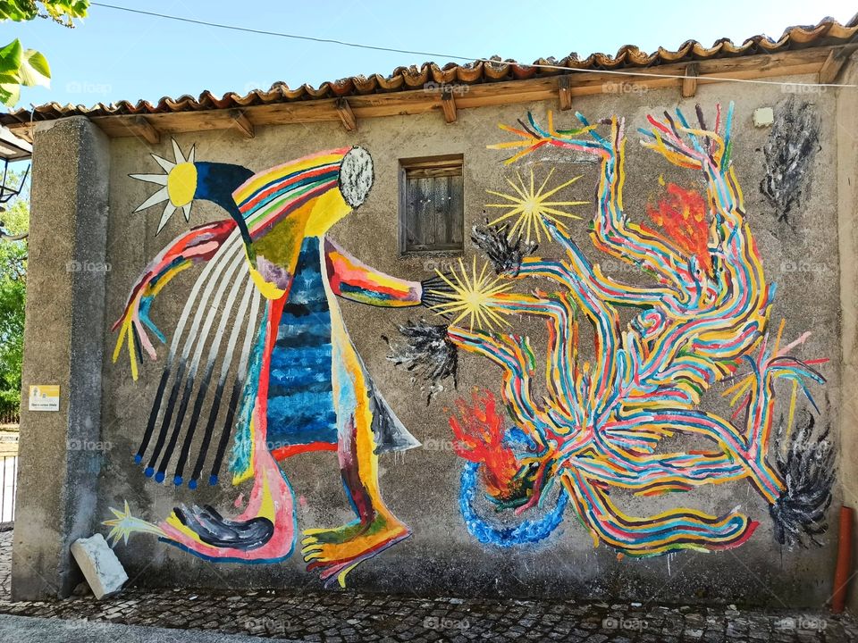Aiello, the city of graffiti. Abruzzo, Italy ❤️