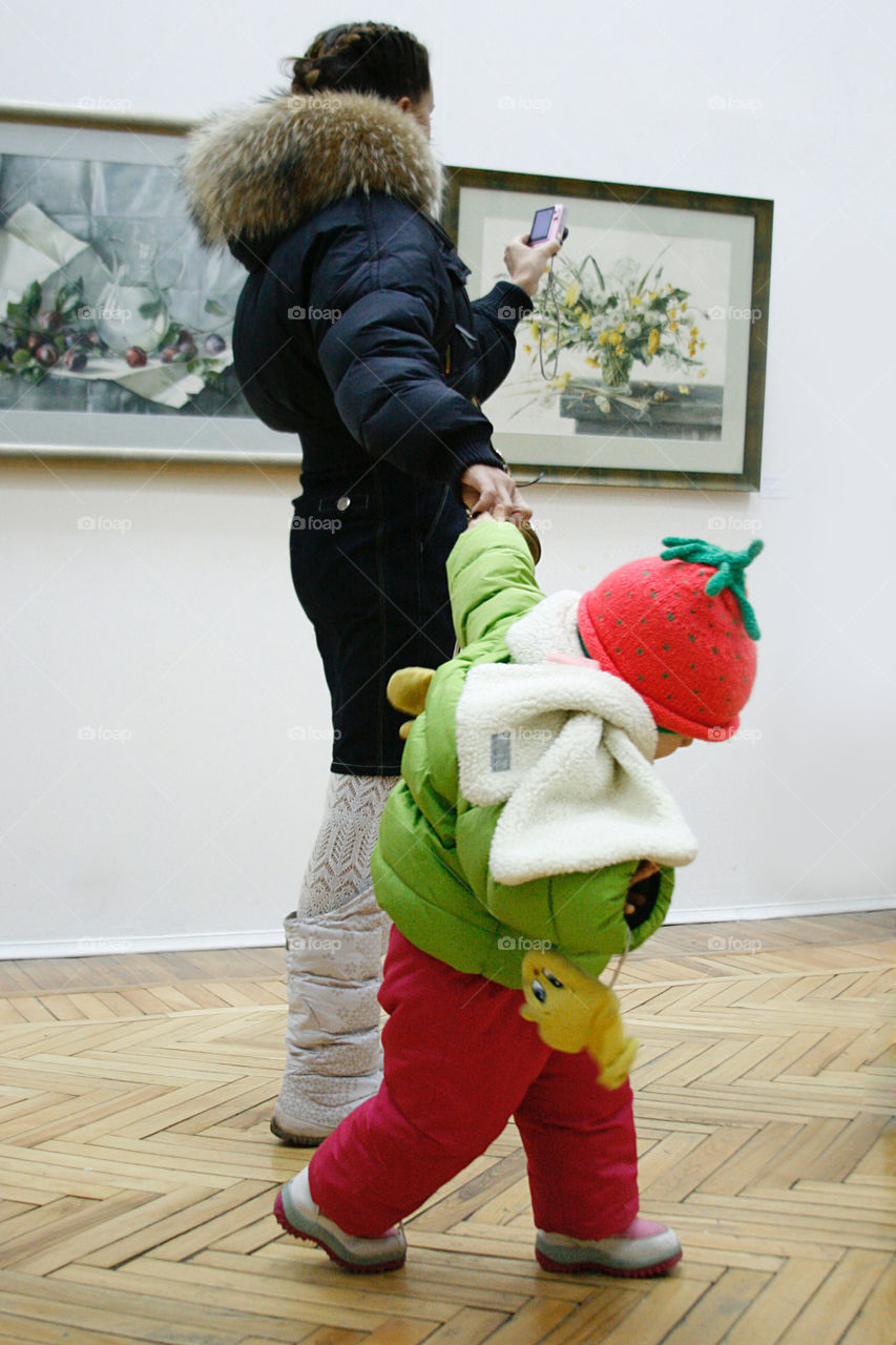 Child at an exhibition 