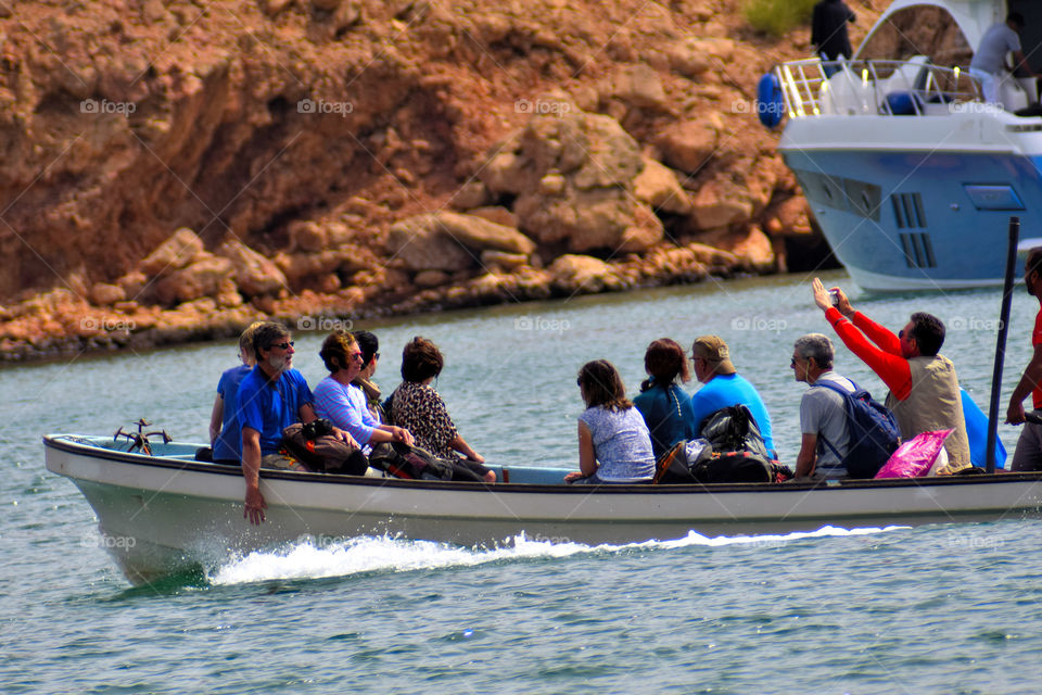 People enjoying there ride