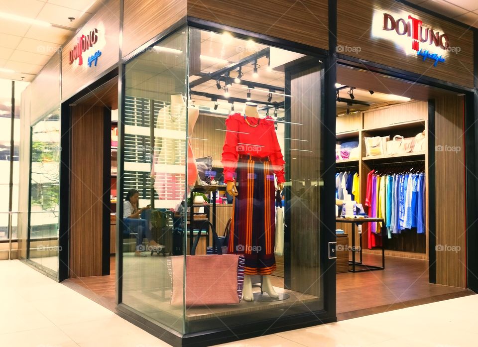 Doitung Lifestyle shop at Thai airport