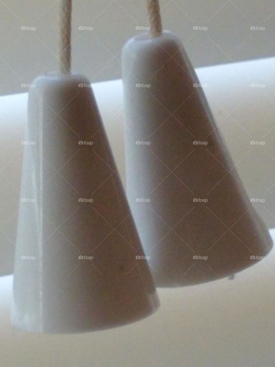 Closeup of the drawstring on my window🧵 blinds.