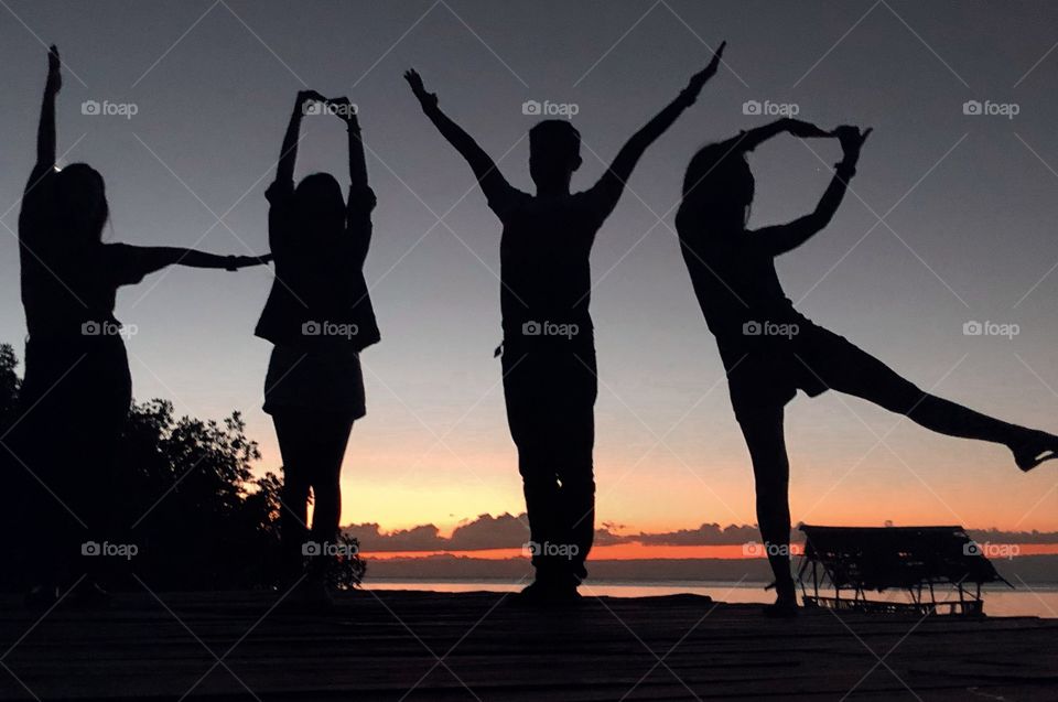 You never go wrong with the best people. They can be family or friends, an acquaintance, a stranger you just met, or a passer-by in your life. If they made you feel loved and special, even for once, they will always a place in your heart. 💗