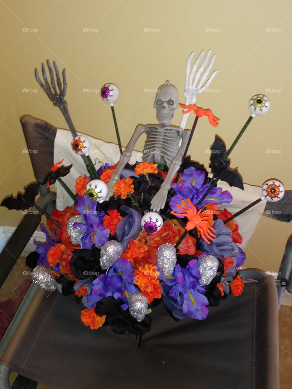 Decorative Halloween bouquet