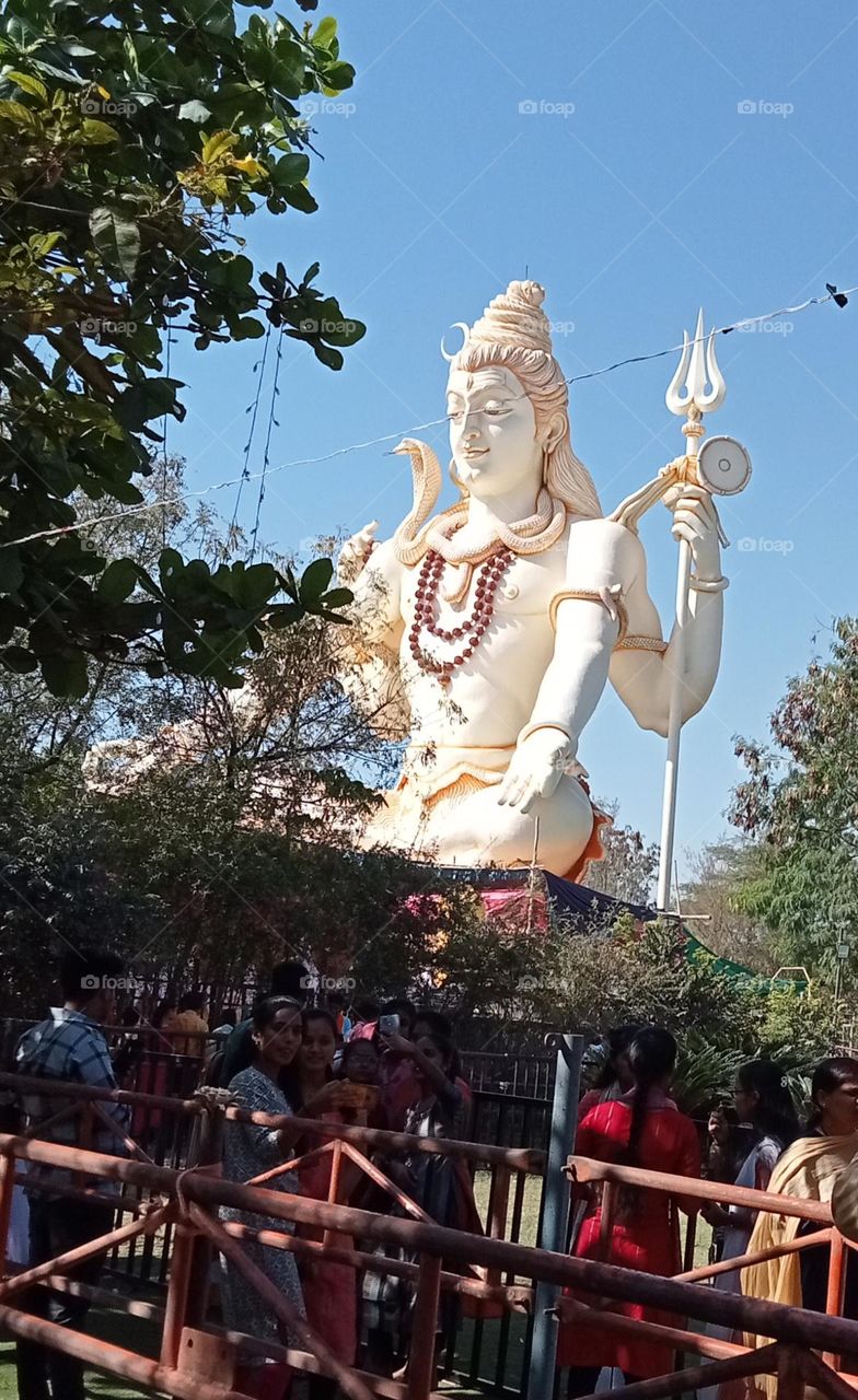  Shivaratri is predominantly a Hindu festival that happens every year in honour of Lord Shiva. The day marks the marriage day of Shiva. The day falls right at the end of the winter or just before the arrival of summer. The major festival of Hindu s.