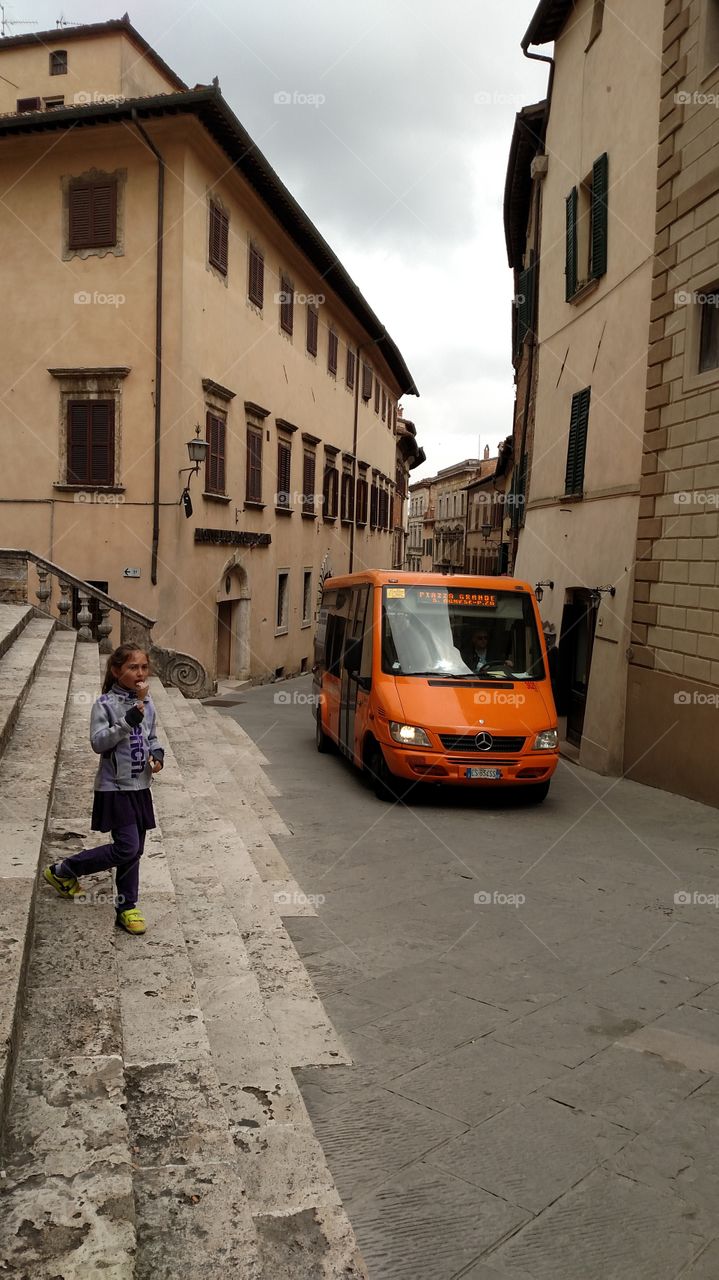 Montepulciano,Italy
Little girl Walking