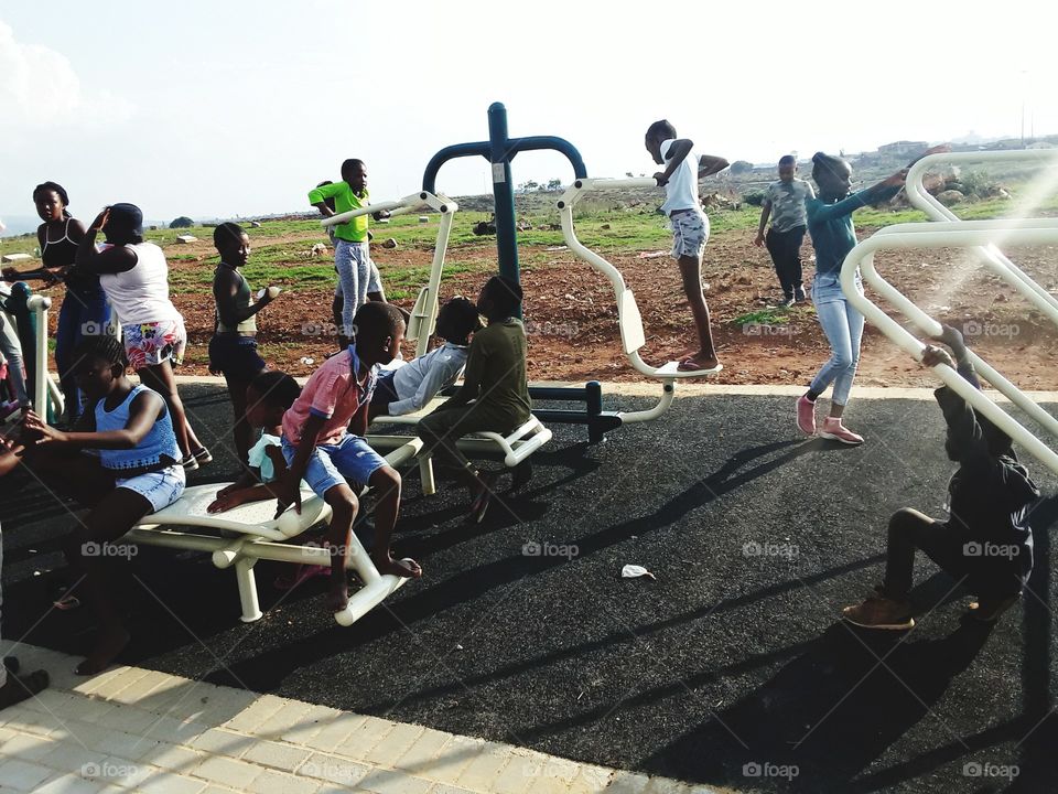 Acrobat facility at the street.