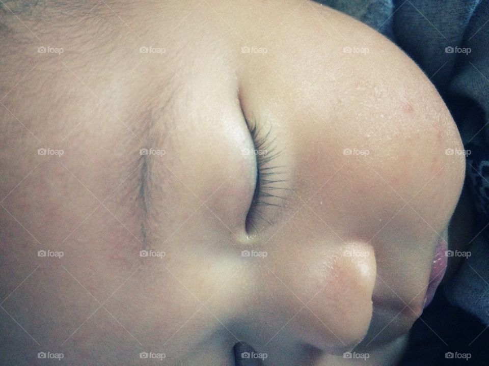 close up to baby eyelash