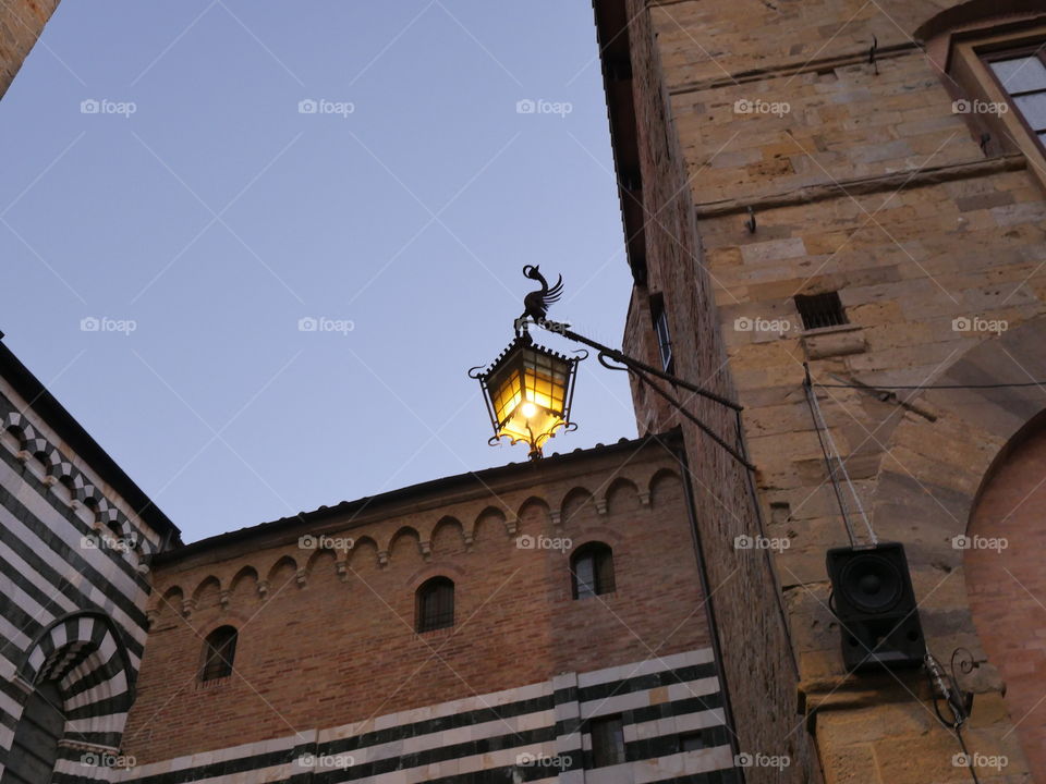 Tuscan lamp