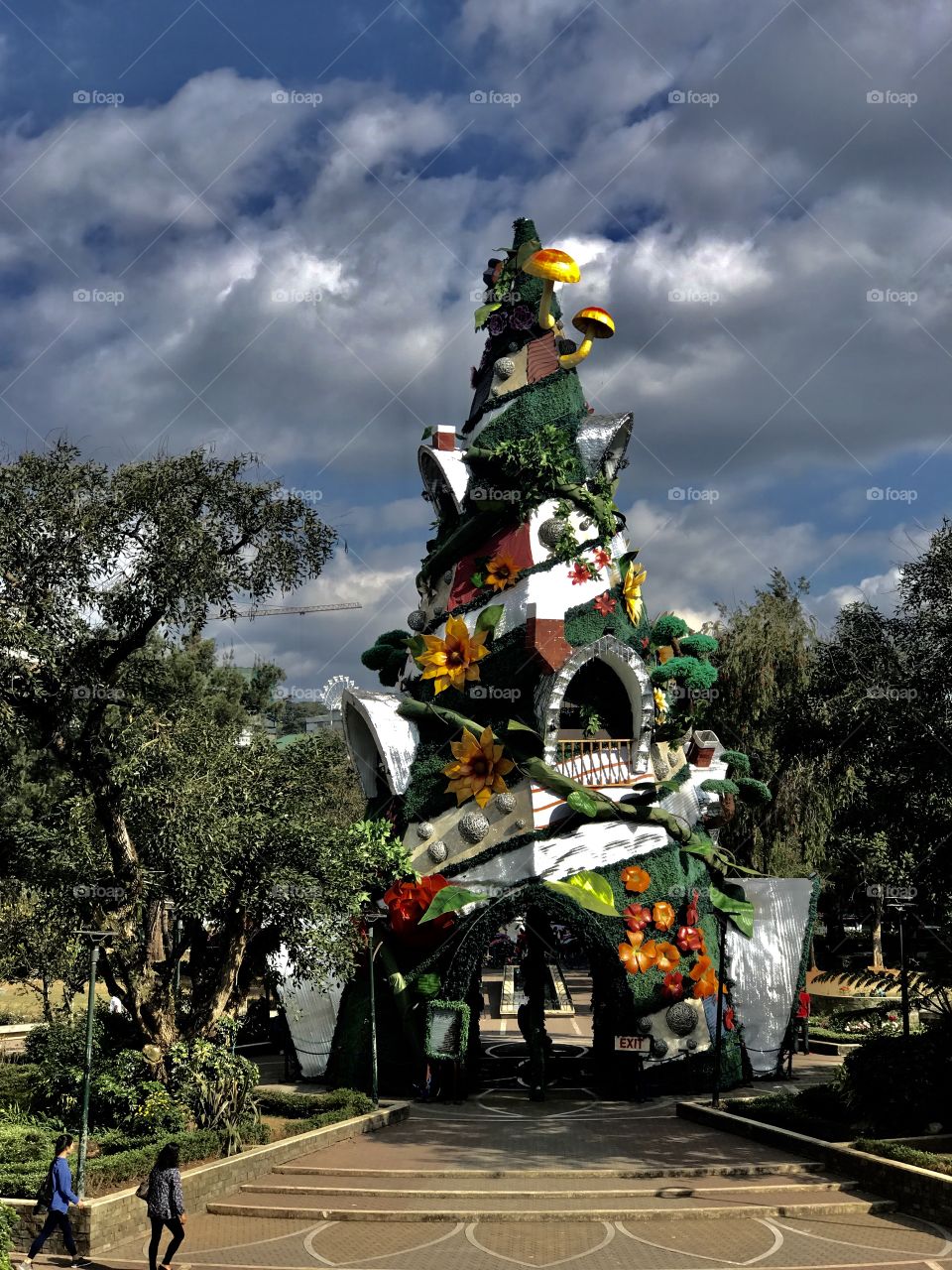 Creative Giant Christmas Tree