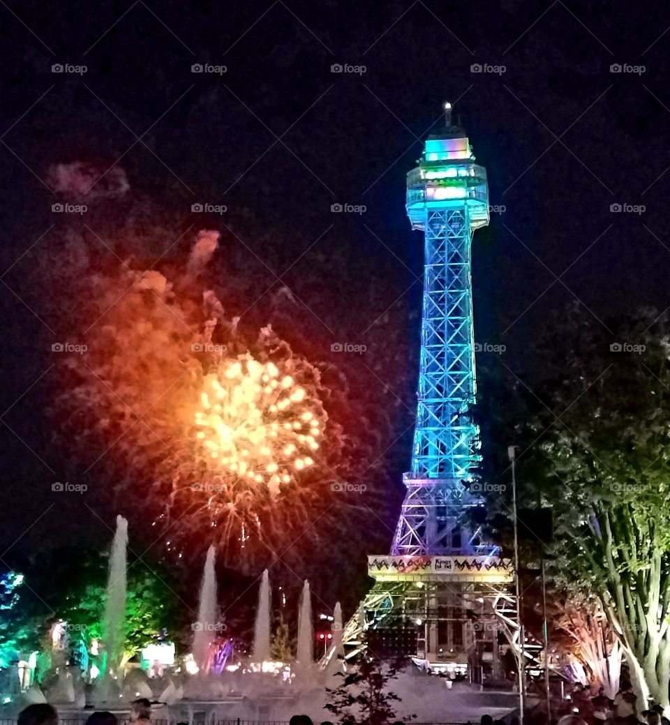 Mars Attacks! (or fireworks...)