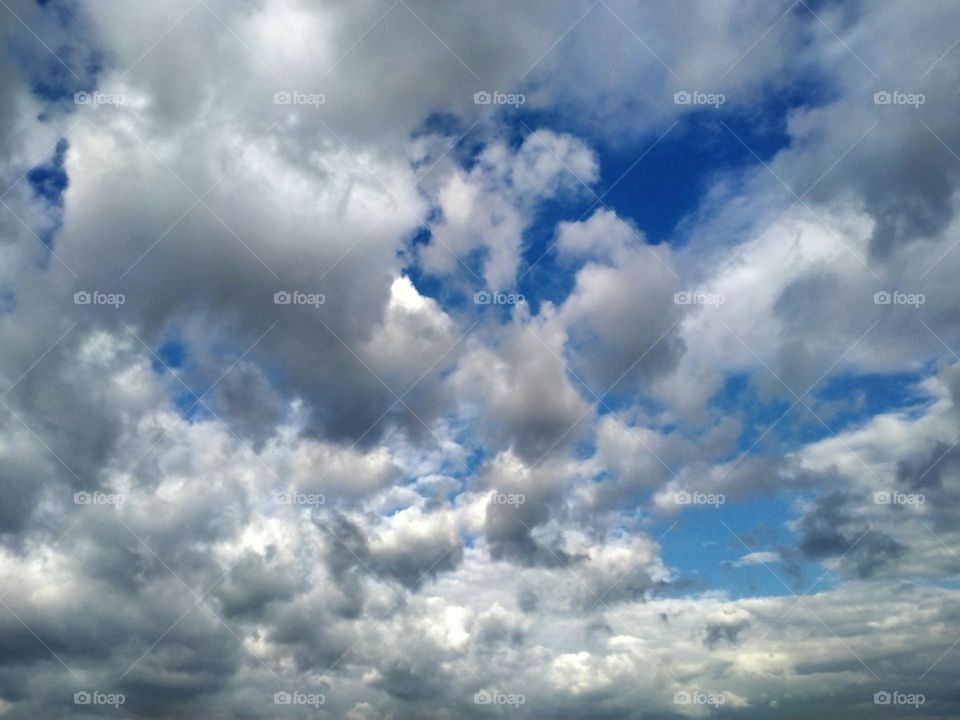 soo many clouds