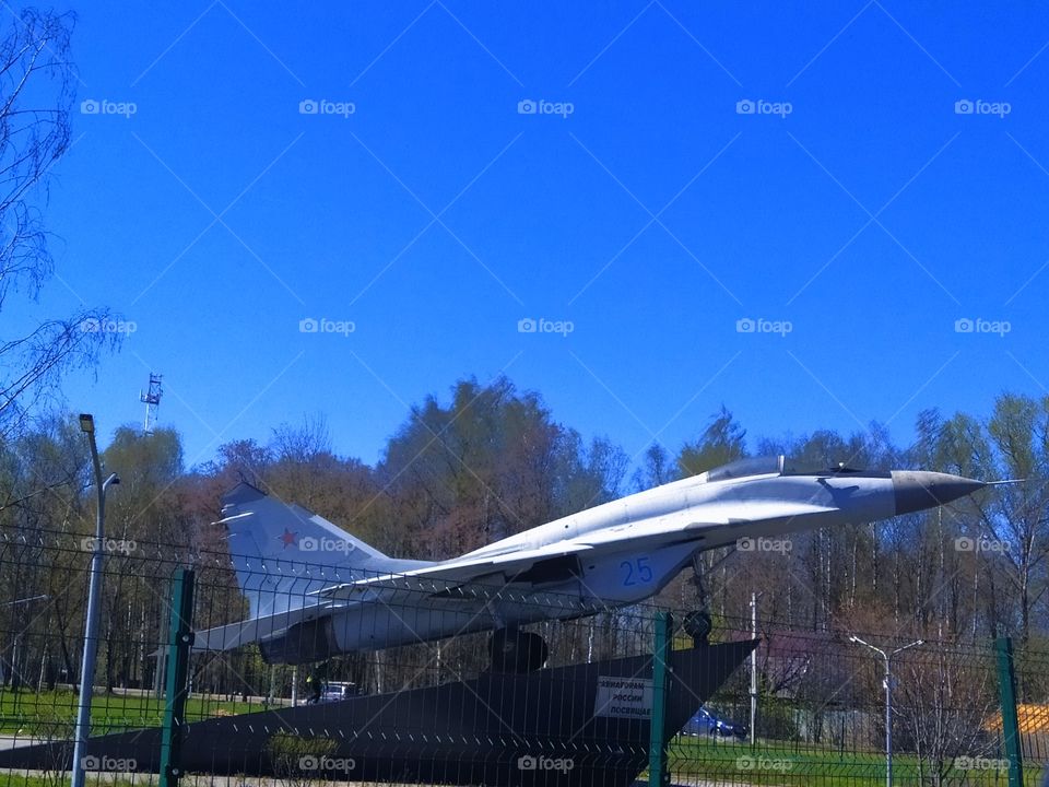 Airplane Monument: "Mig 29 "