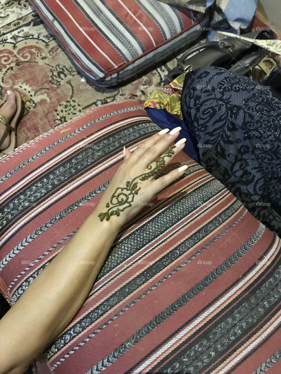 Henna in Dubai at the souk. Free hand design, local culture, art. 