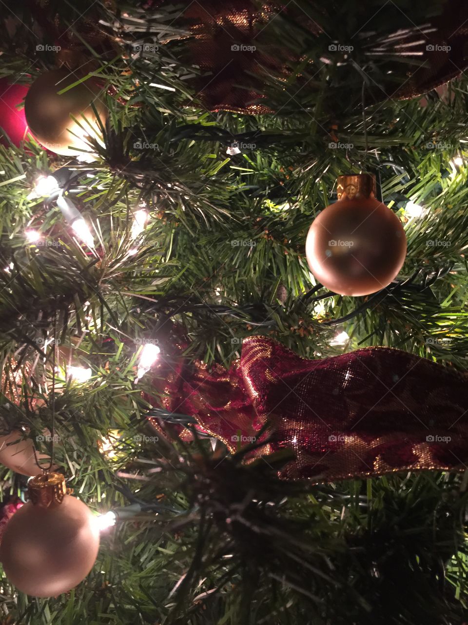 Christmas tree ornaments 11