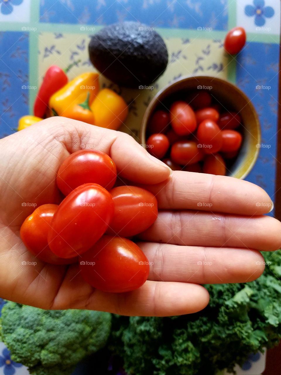 Holding grape tomatoes