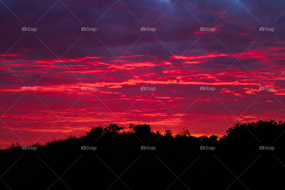 Red sky at night