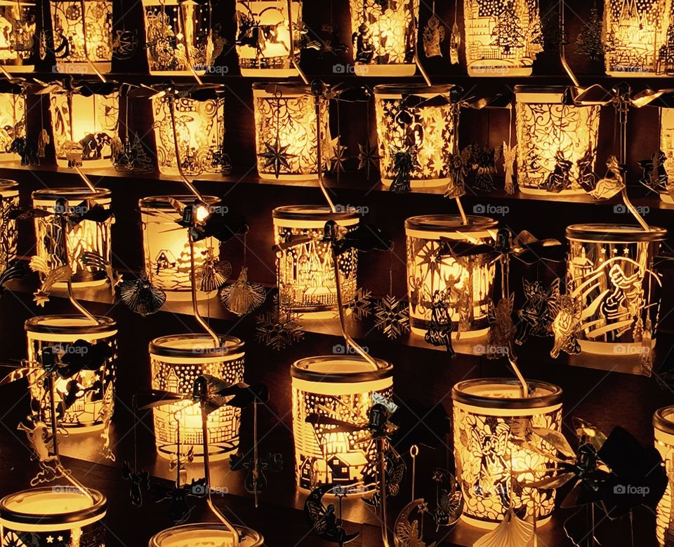 Christmas scene lanterns in German market 