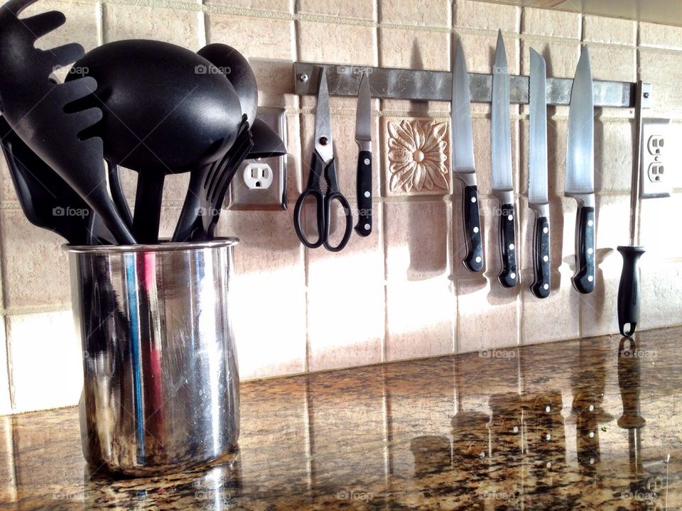 Kitchen knives and utensils