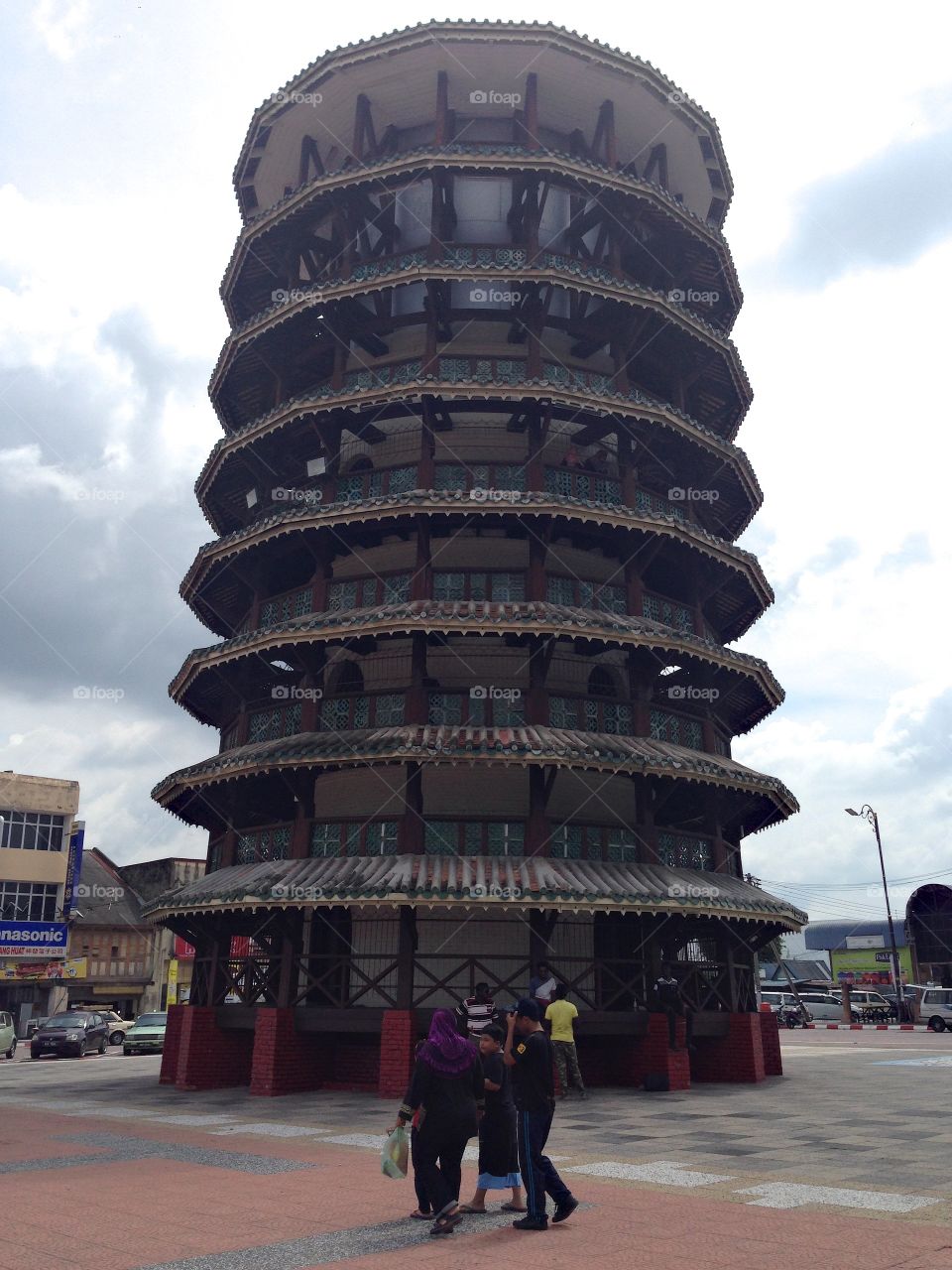The Leaning Tower of Teluk Intan (Malay: Menara Jam Condong Teluk Intan) is a clock tower in Teluk Intan, Hilir Perak District, Perak, Malaysia. It is the Malaysian equivalent of the world-famous Leaning Tower of Pisa in Italy. The tower is slanted leftward, similar to the Tower of Pisa. It is 25.5 metres tall and, from the outside, looks like an 8 storey building, though inside it is actually divided into 3 storeys.
(Sourced wikipedia)