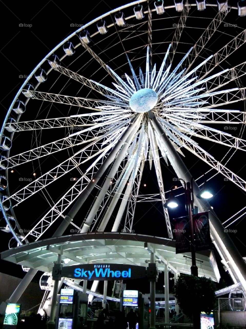 Niagara Falls Sky Wheel. The famous Sky Wheel of Niagara falls (Canadian side). One of the largest in the world!