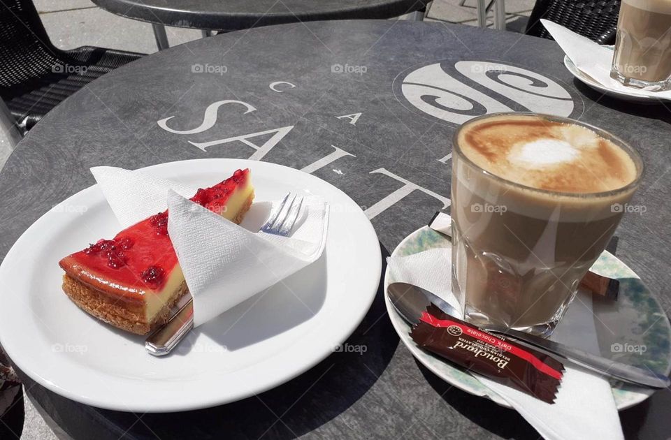 cheesecake and cappuccino