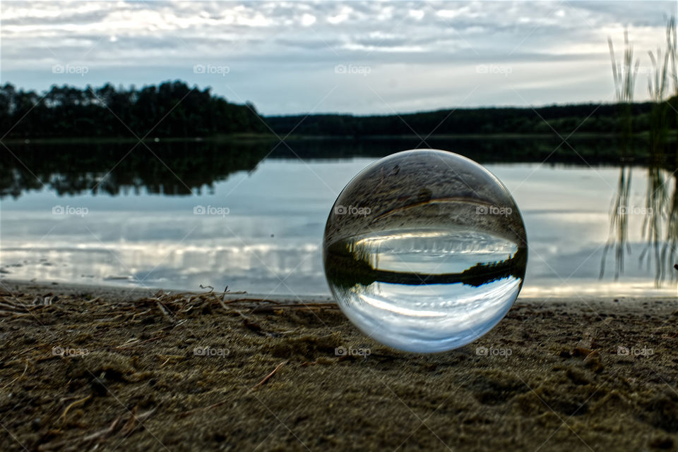 Lensball