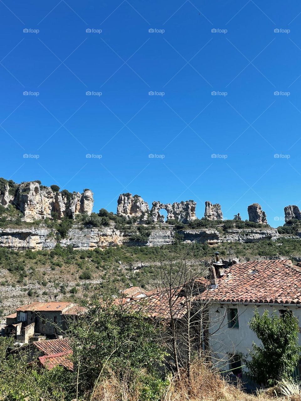 The rocks in the background are two camels kissing❤️