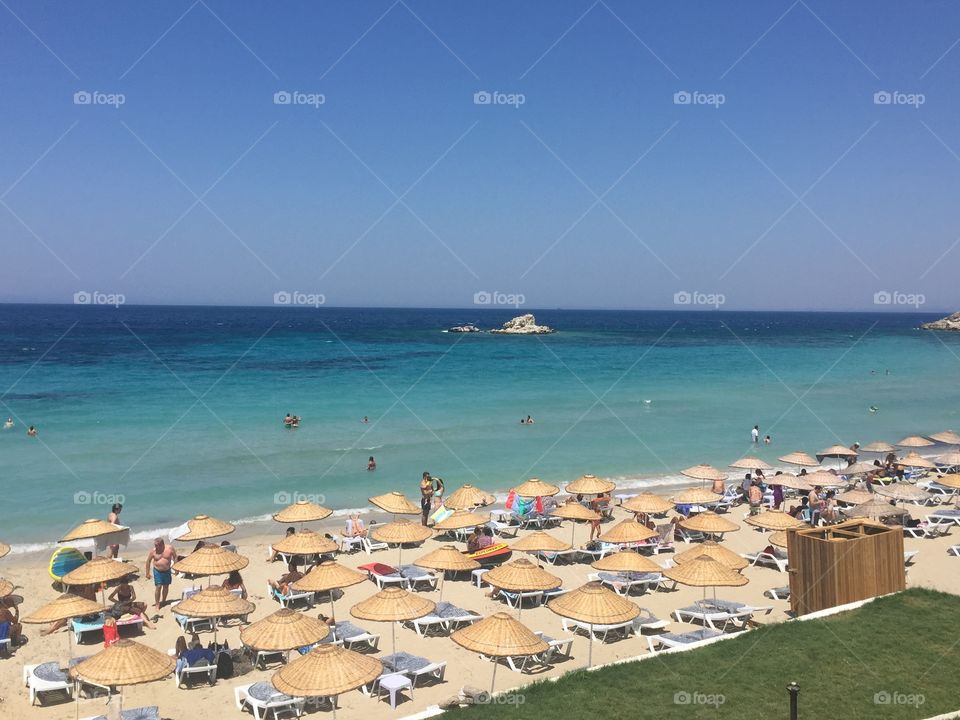 Spending summer time around beautiful Aegean Sea 💧💦