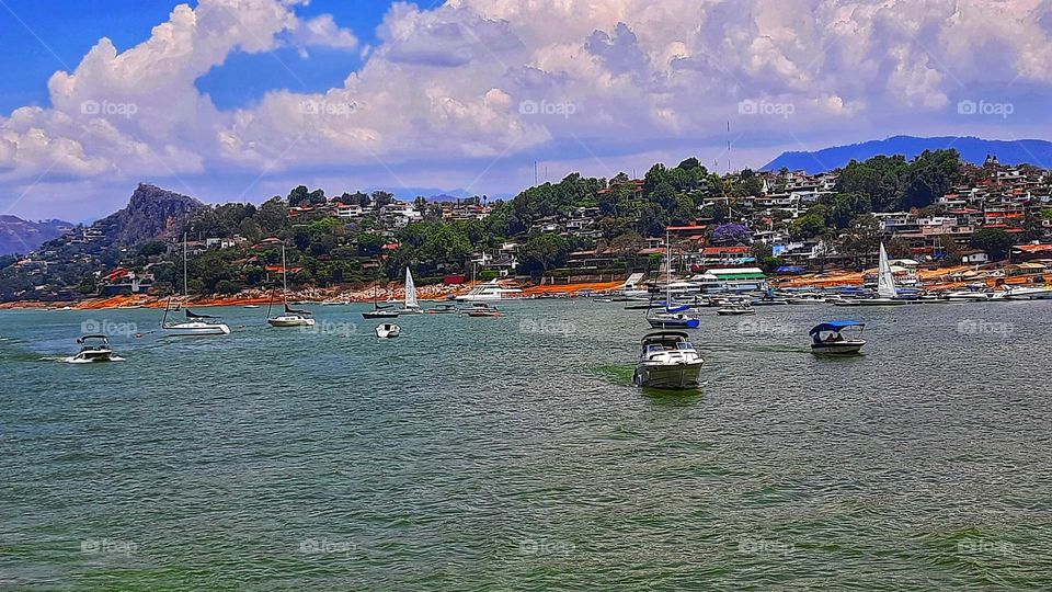 Bravo valley lake,lake,water,boats,hill,Bravo valley,lake,nature,magic town,clouds,México,architecture,culture