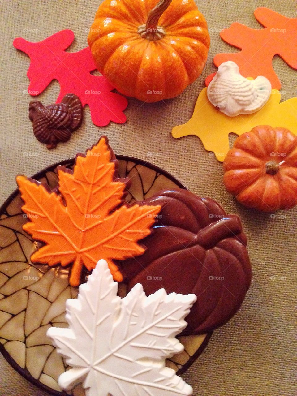 Enjoy some delicious homemade fall themed chocolate candy. 