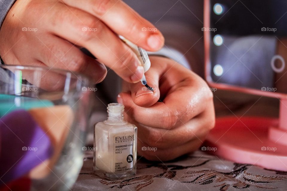 Hand care - SOS repair Evelin nail gel