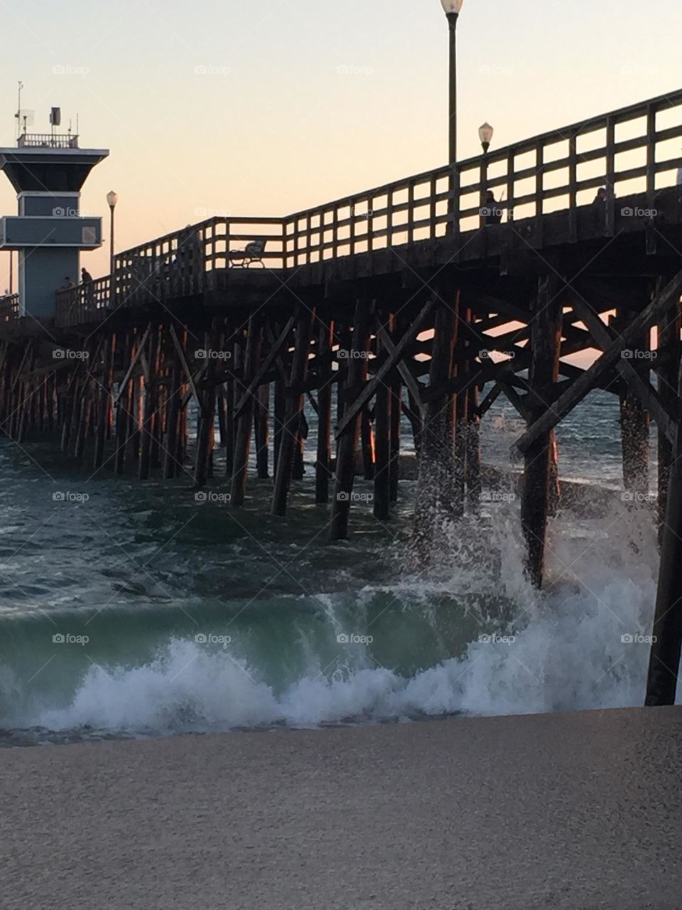 Huntington Pier with waves 