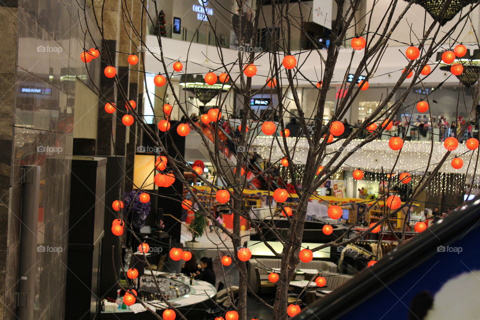 mall tree decorations