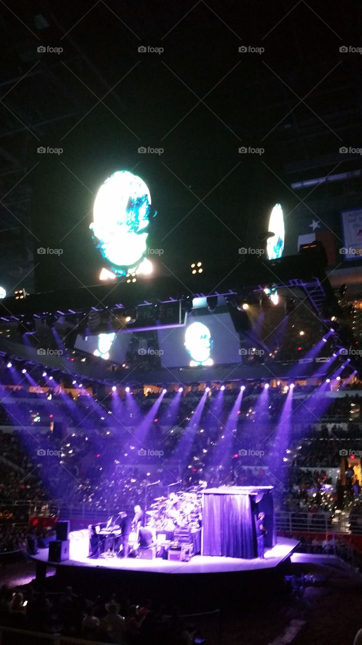 purple concert lights