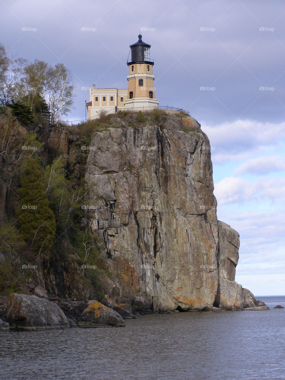 Light on a hill (Split Rock Lighthouse)