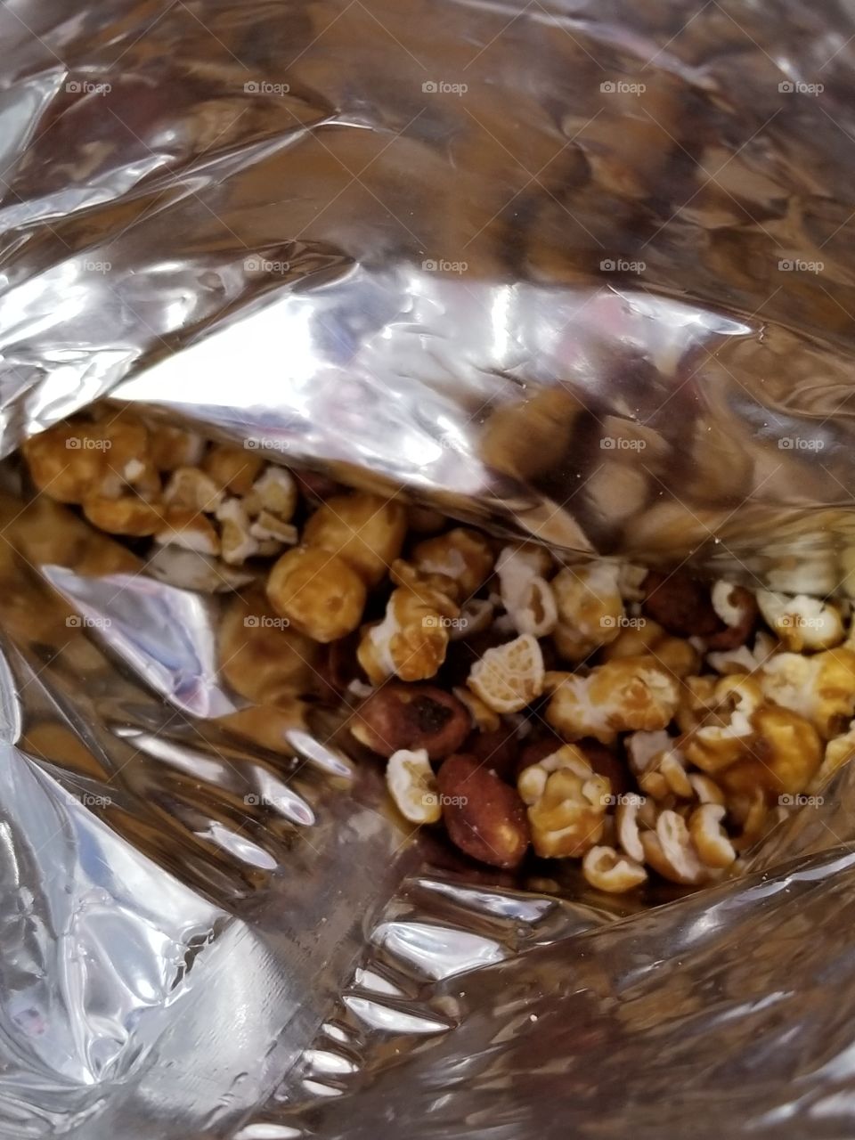 close up cracker jack