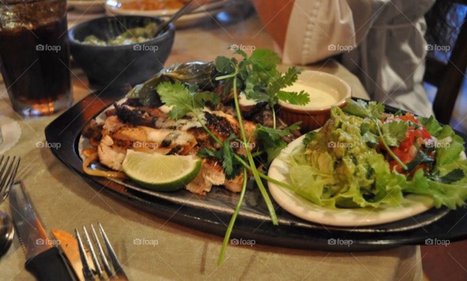 Grilled chicken . Fresh salad 