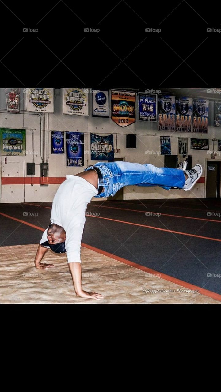 Hollow back the bridge