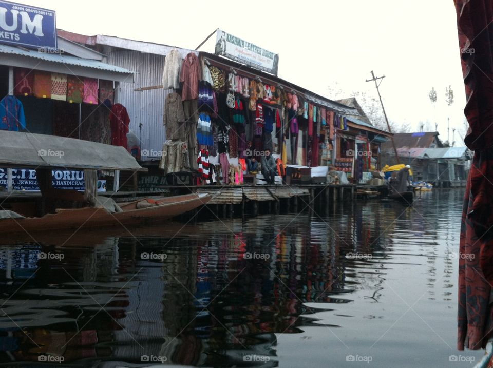 Floating Market - Kashmir