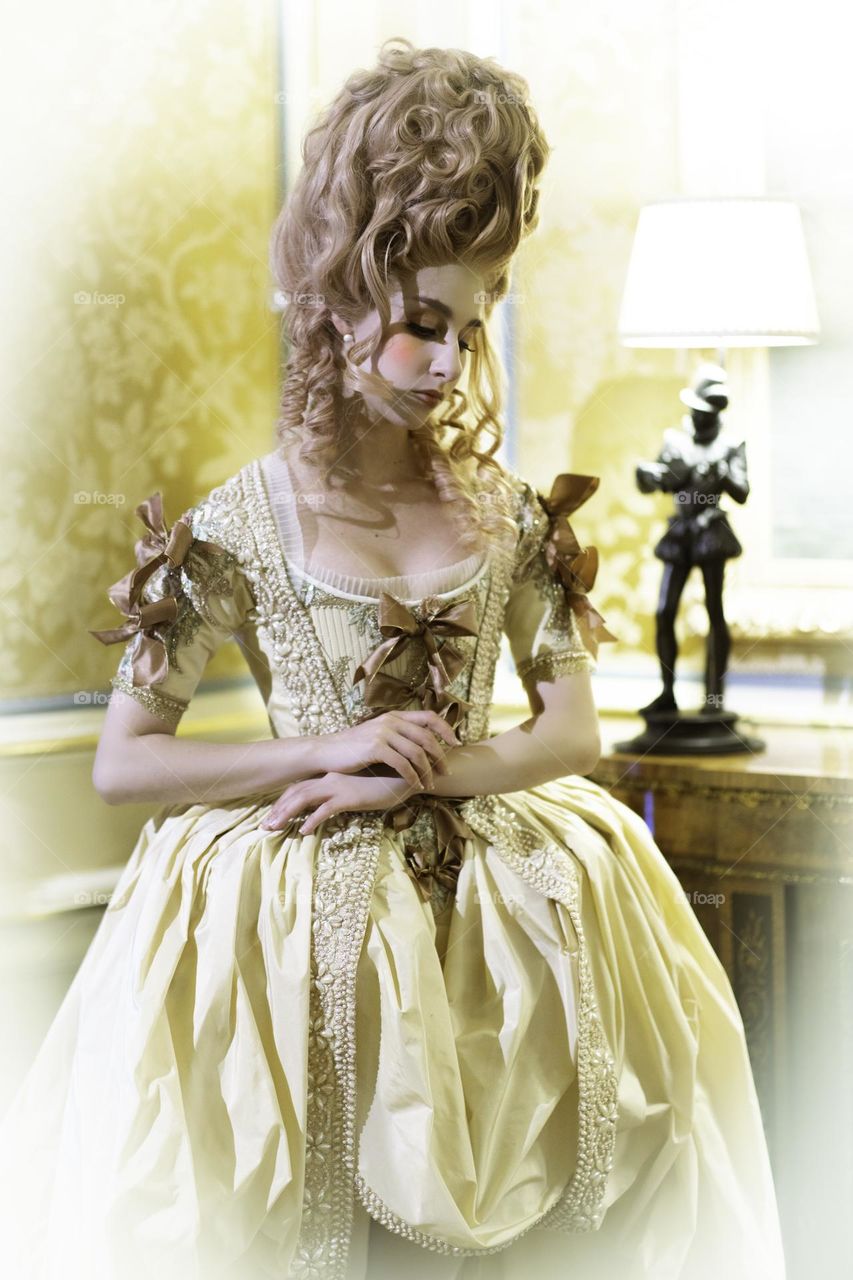 Historical photoshoot with a Marie Antoinette theme. Wearing a fabulous handmade gown, a period wig and matching accompaniments. Taken in the beautiful Cliffe Castle.